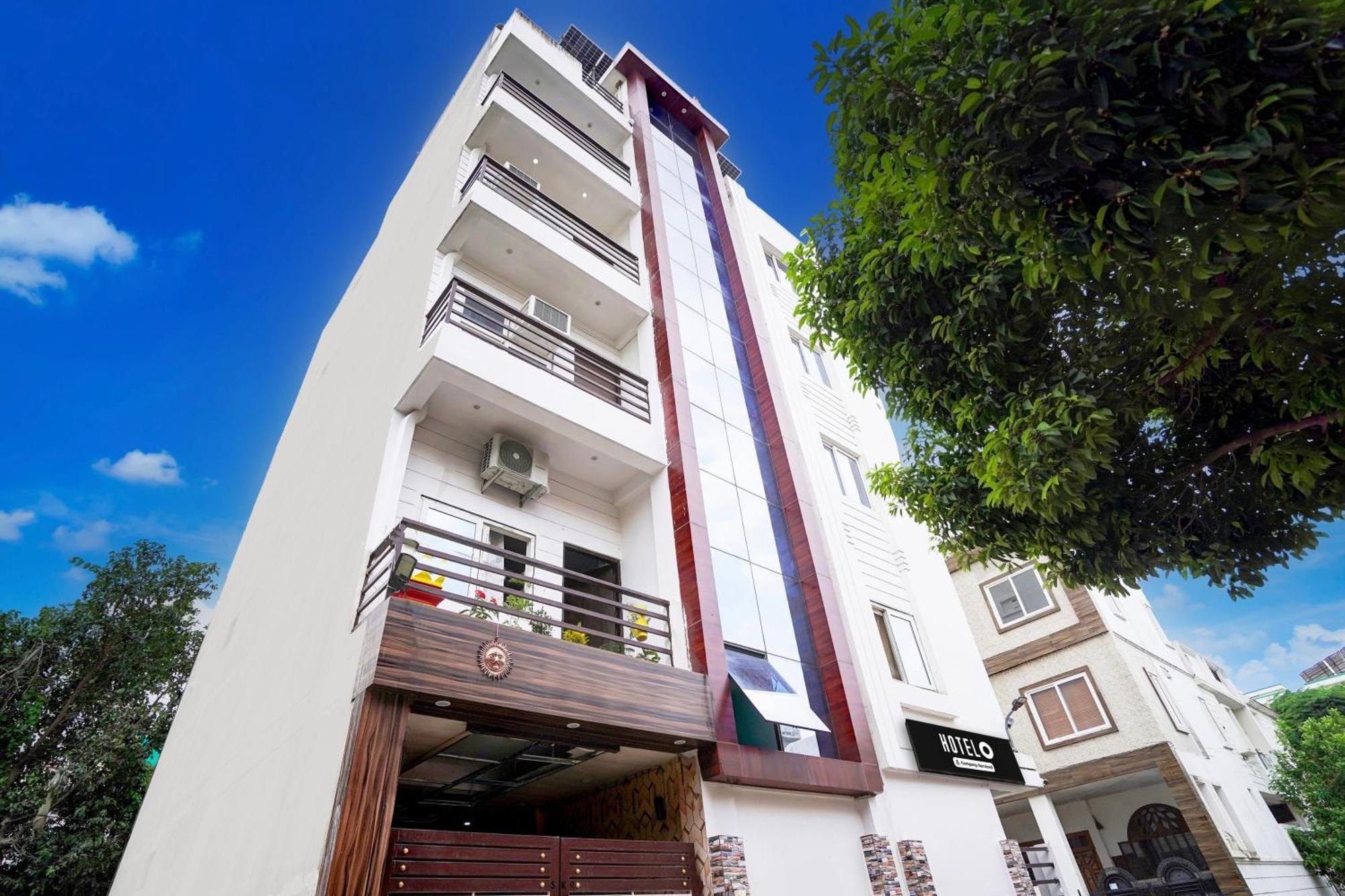 Super Hotel O Blw Kakarmatta Near Banaras Junction Варанаси Экстерьер фото